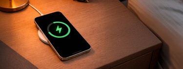 Que el iPhone cargue toda la noche hasta el 100% puede ser un problema para la batería. Salvo que contemos con estos ajustes