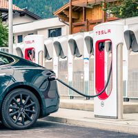 Se acabaron los Superchargers gratis en México: Tesla comenzará a cobrarlos el 14 de noviembre
