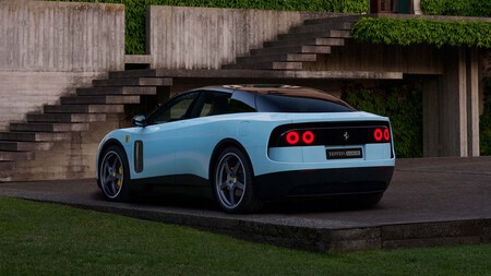 Ferrari Luce 2026 4