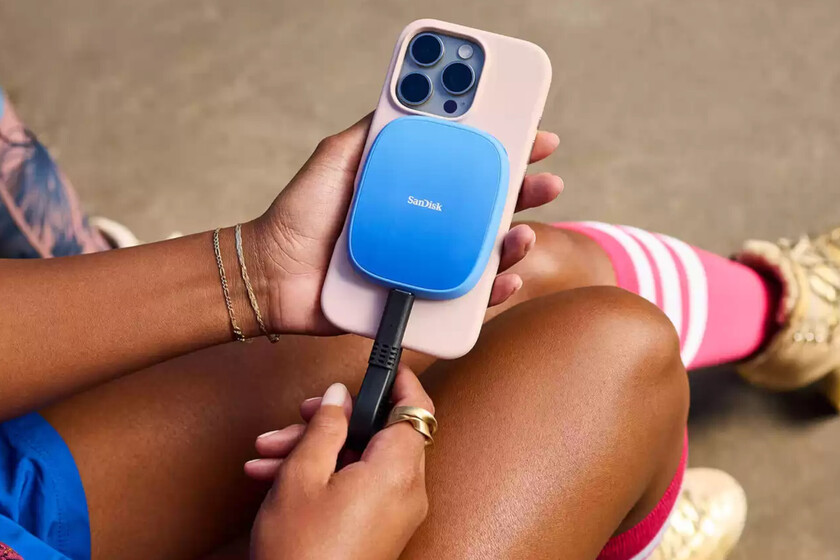 El nuevo Día sin IVA de MediaMarkt deja más barata esta unidad SSD para iPhone. Es muy pequeña y compatible con MagSafe