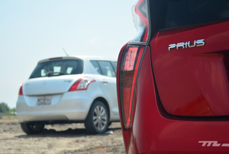 Toyota Prius Vs Suzuki Swift 2