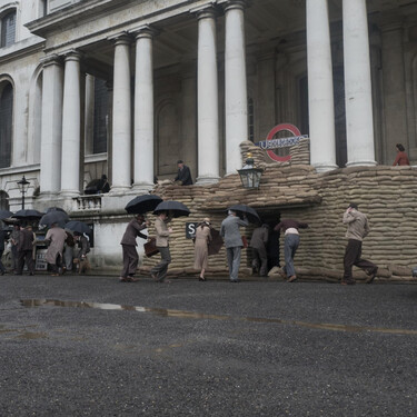 Últimos días para ver en Netflix una joya británica que mezcla suspense y cine de autor. Ganó 2 Oscars y es una gran lección de historia