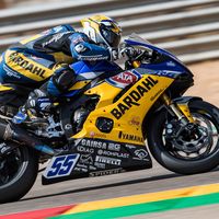 ¡Siete de siete! Andrea Locatelli mantiene su pleno de victorias en Supersport con otro paseo por MotorLand