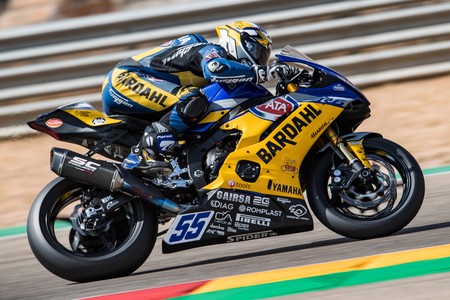 ¡Siete de siete! Andrea Locatelli mantiene su pleno de victorias en Supersport con otro paseo por MotorLand