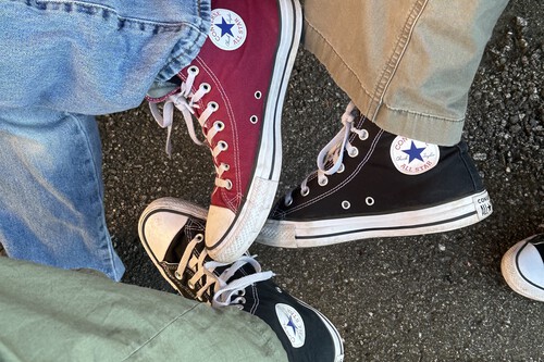 Arrancan las rebajas en Converse liquidando zapatillas a mitad de precio: estos son los modelos más vendidos  