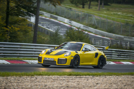 El Porsche 911 GT2 RS ya tiene su récord en Nürburgring: ¡6 minutos y 47 segundos, en vídeo!