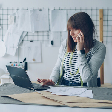 Tienes este hábito pensando que tu productividad aumenta, pero te hace hasta perder cociente intelectual sin enterarte