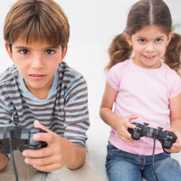 Un juez retira la custodia a un padre por permitir que su hijo juegue demasiado a Fortnite