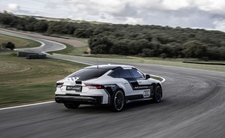 Audi Rs7 Piloted Driving Concept Ascari 02