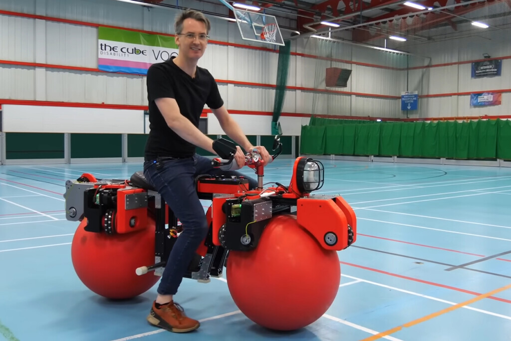 Este ingeniero ha intentado reinventar la rueda con algo tan sencillo que parece absurdo: pelotas de pilates. Noticias en tiempo real