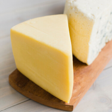 Mercadona triunfa con su queso con jalapeño: es barato, delicioso y perfecto para dar vidilla al aperitivo