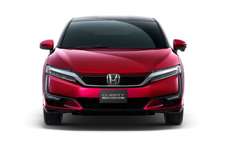 El Honda Clarity muestra el potencial de los autos de hidrógeno con sus 590 km de rango
