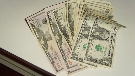 Follow the Money: ¡Sigan el dinero! 
