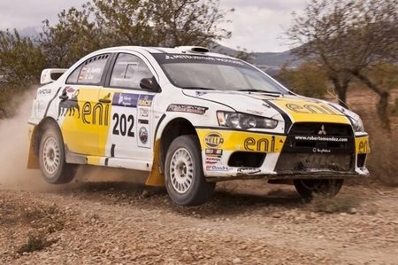 Oscar Fuertes campeón de España de Rallyes de Tierra