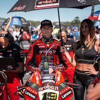 "O cambian las normas o el año que viene será muy aburrido". Álvaro Bautista ya sabe quién va a ganar Superbikes en 2026 