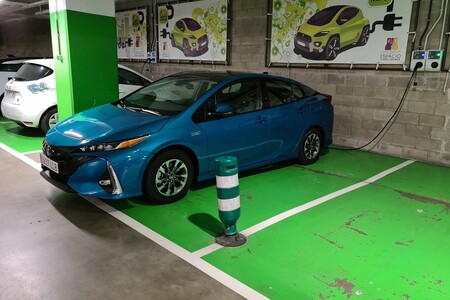 Coches híbridos enchufables de Toyota