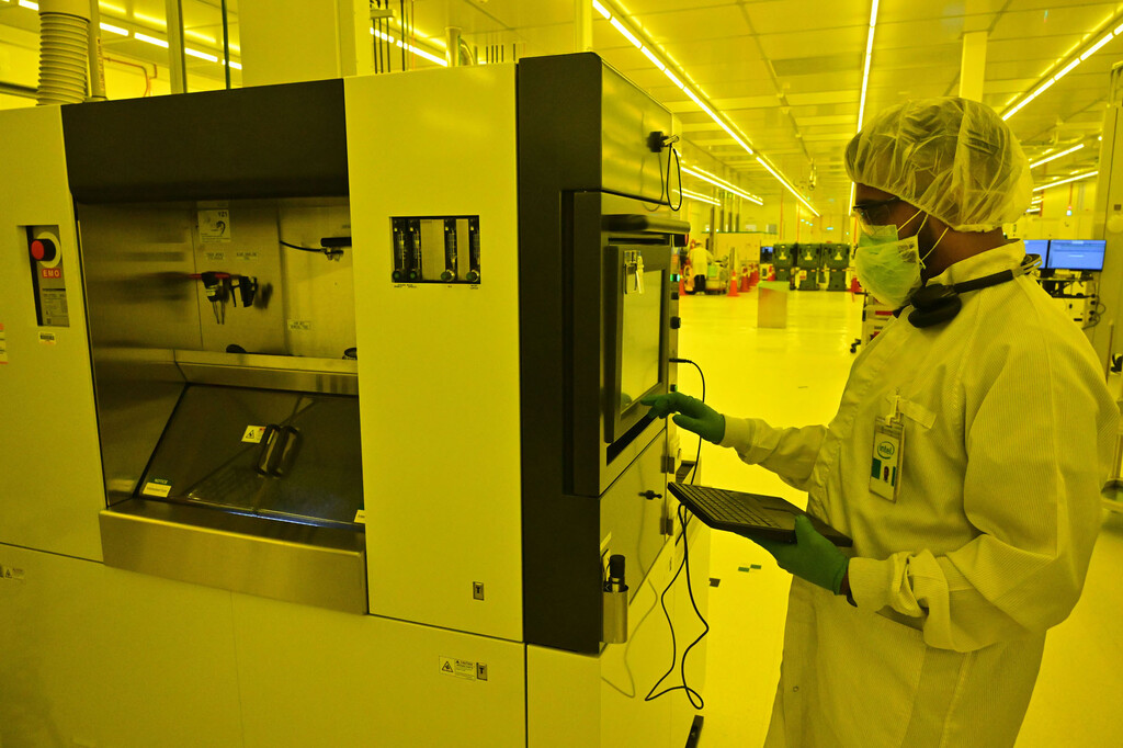 EEUU y Japón unen fuerzas frente a China: quieren acabar con su dominio absoluto en estas tecnologías esenciales