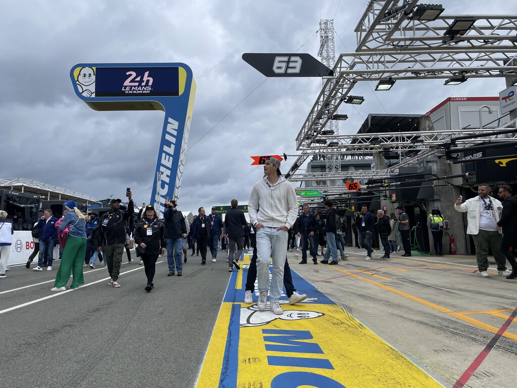 4.800 neumáticos en 24 horas infernales: hemos vivido en primera persona el reto de Michelín en Le Mans