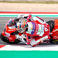 Jake Dixon lidera Moto2 en Mugello con Pedro Acosta, Arón Canet y Augusto Fernández en el top cinco