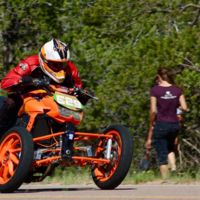 Este es el bicho raro de tres patas que rueda por Mulholland Highway