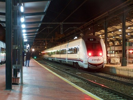 CC.OO propone precios especiales en tren a personas en situación de desempleo