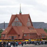 Maravilhas da engenharia: igreja de 672 toneladas ganha 'rodas' e percorre cinco quilômetros na Suécia 