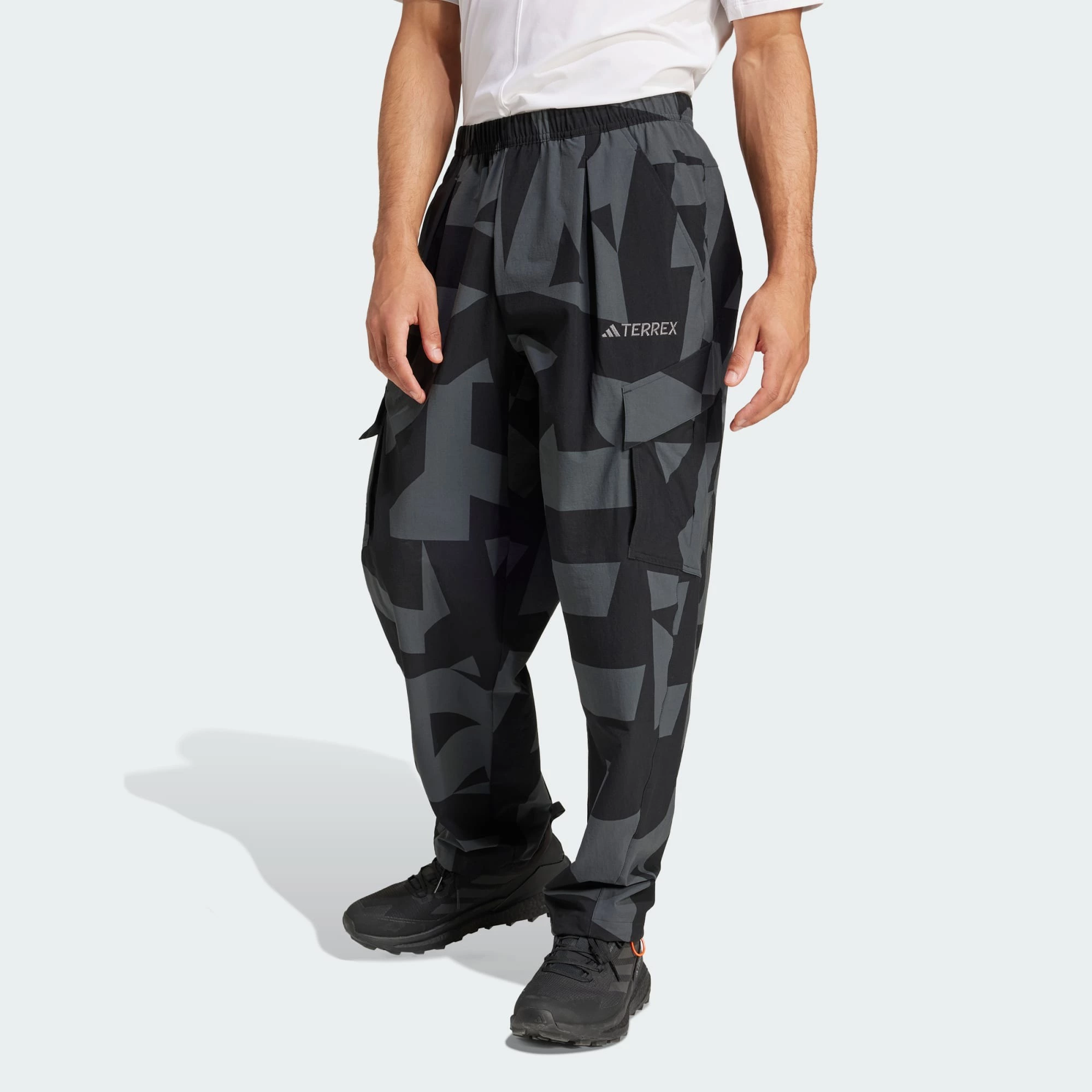 Pantalón Terrex Xploric Cargo Printed
