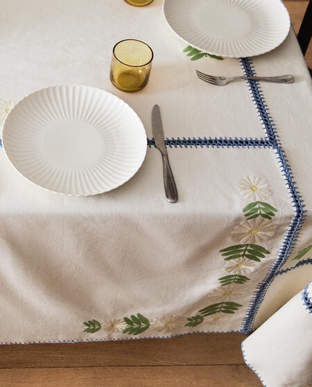 MANTEL ALGODÓN BORDADOS CONTRASTE