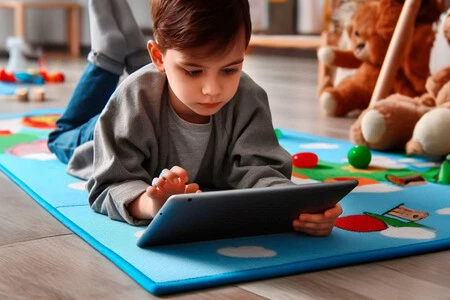 DALL-E 3 と Photoshop で生成された画像