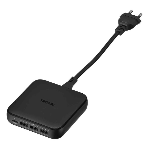 Enchufe cargador 3 USB-A y 1 USB-C 65 W
