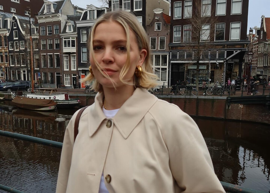 Estos nuevos botines Chelsea de Geox en color cacao son tan sobrios y chic que superan a las botas negras clásicas