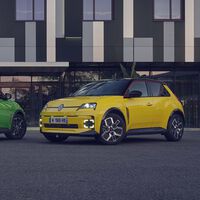 El Renault 5 más barato cuesta 26.800 euros, pero Renault dice que lo puedes comprar por 16.900 euros. Hay truco