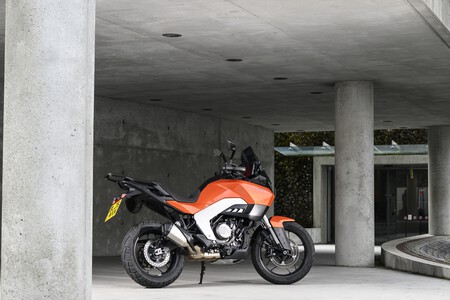 Norton Atlas 041