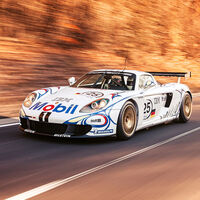 Sí, existió un Porsche Carrera GT de competición, aunque no gracias a Porsche. Y está a la venta por 849.000 euros