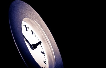 El cambio horario supone un ahorro escaso del 5 % de energía