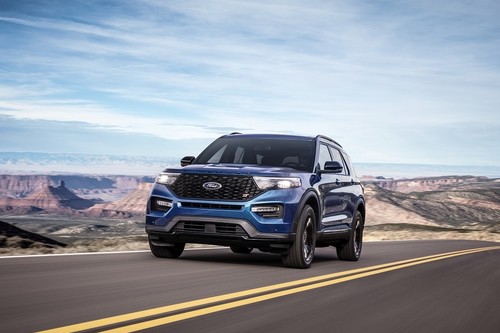 Ford Explorer completa la familia con la versión más potente y la versión más ahorrativa: ST e Hybrid