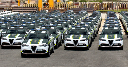 La Guardia Civil de Tráfico estrena 97 Alfa Romeo Stelvio con motor gasolina de 200 CV