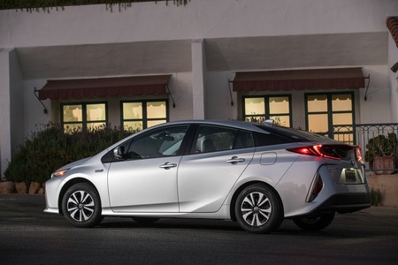 Toyota Prius Prime 2