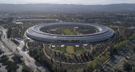 Prácticamente no quedan grúas en el Apple Park en el último vídeo a vista de drone