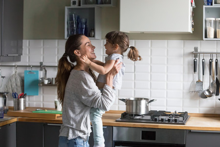 Por qué no me gusta que digan que mi única hija "necesita" un hermanito