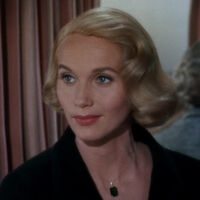 Muere Eva Marie Saint a los 102 años, una de las mejores actrices de la historia. Pasó a la historia 'Con la muerte en los talones' y 'La ley del silencio', pero hizo mucho más