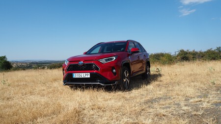 Toyota Rav4 Plug In Hybrid 1