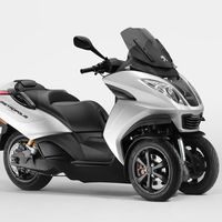 Peugeot E-Metropolis: la antesala de un triciclo eléctrico sin carnet con 39 CV y 200 km de autonomía