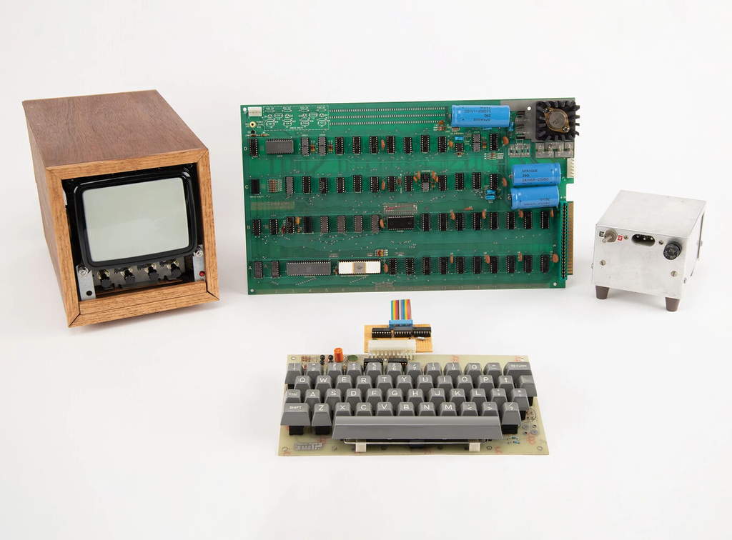 An Apple-1 Auctioned for $375,000 Just Revealed New Facts About the Origins of the Company