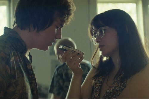 ‘La ironía del amor’ es la ‘Casi famosos’ para los que escuchaban indie en 2010. Yo lo hacía, así que por supuesto me ha encantado