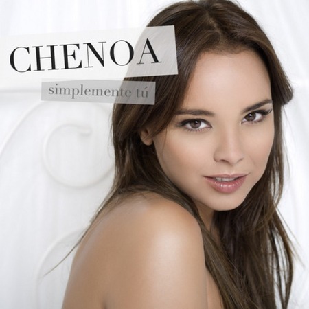 Chenoa y nada más, simplemente ella en su nuevo videoclip