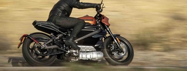 Así se mueve (y apenas se escucha) la LiveWire, la moto eléctrica de Harley-Davidson que llega en 2019 