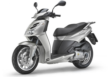 Aprilia Sonic, Sport City One y Sport City Cube en promoción