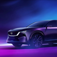 Hay un nuevo SUV en la gama Mazda: es eléctrico y rinde hasta 555 km por carga. El CX-6e tiene en la mira al Tesla Model Y