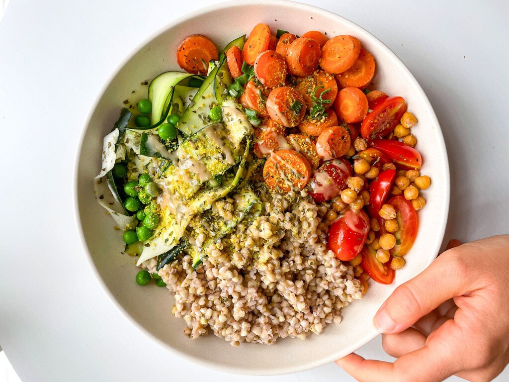 Buddha bowl: un plato variado, saludable y bien colorido